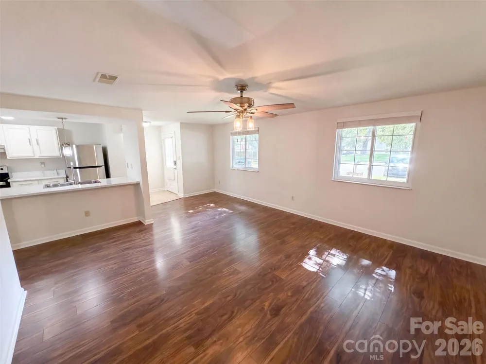 3618 Gustar Court Charlotte, NC 28212