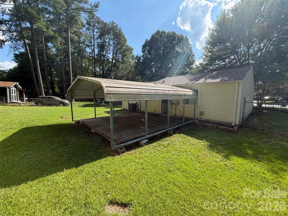 3618 Gustar Court Charlotte, NC 28212