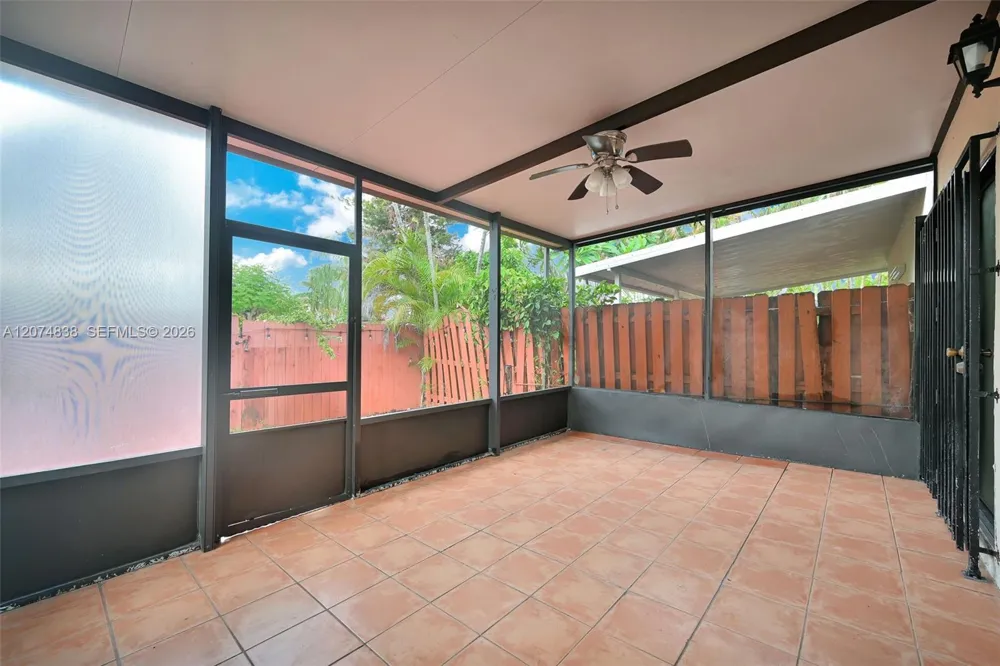 13775 SW 160th St #16 Miami, FL 33177