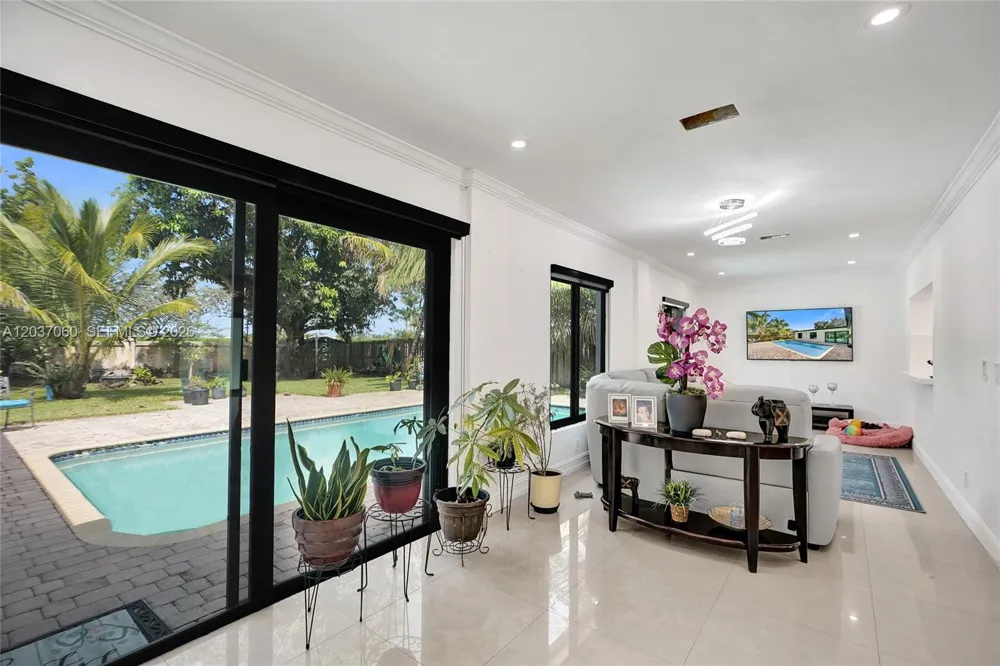 5112 SW 87th Ave Cooper City, FL 33328
