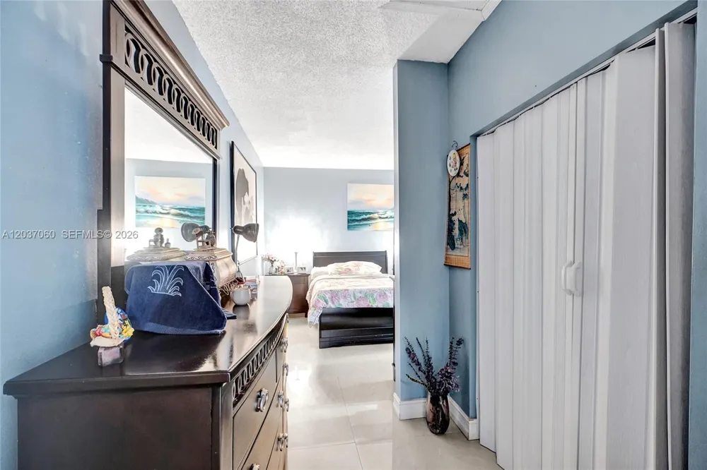 5112 SW 87th Ave Cooper City, FL 33328