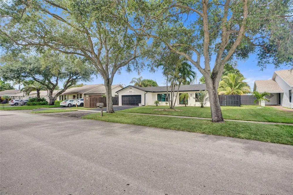 5112 SW 87th Ave Cooper City, FL 33328