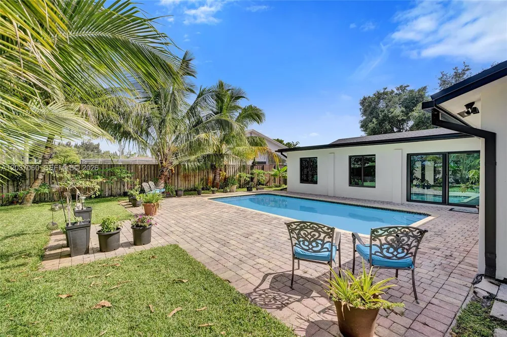5112 SW 87th Ave Cooper City, FL 33328