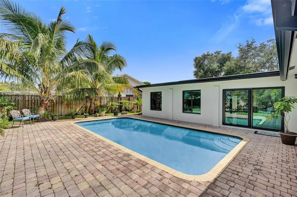 5112 SW 87th Ave Cooper City, FL 33328