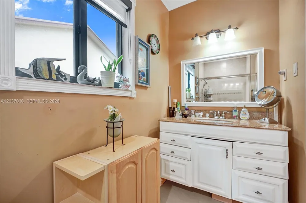 5112 SW 87th Ave Cooper City, FL 33328