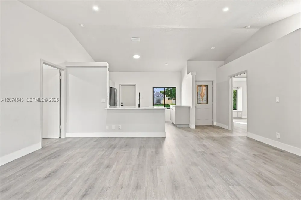 6146 Linton St Jupiter, FL 33458