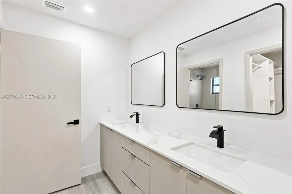 6146 Linton St Jupiter, FL 33458