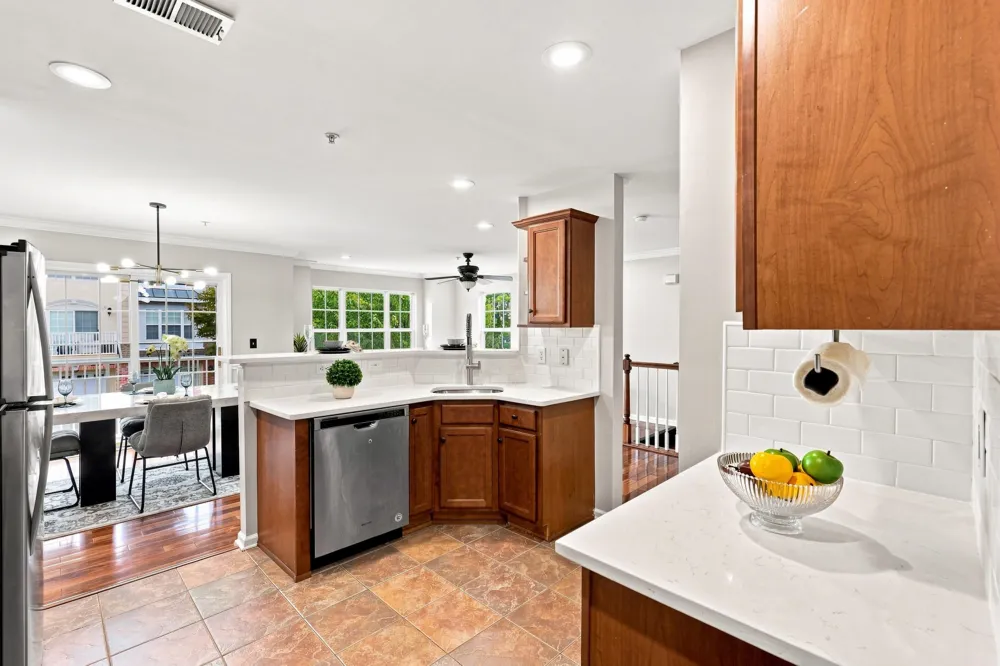 3 ELCO CT Bayonne, NJ 07002
