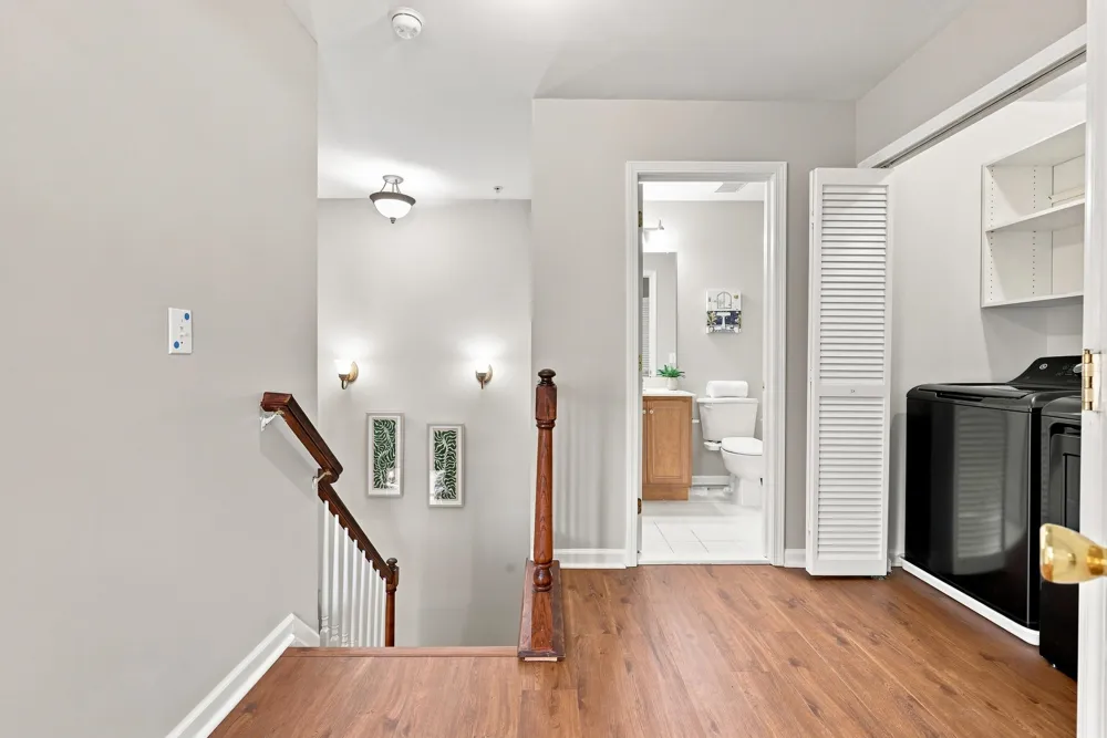 3 ELCO CT Bayonne, NJ 07002