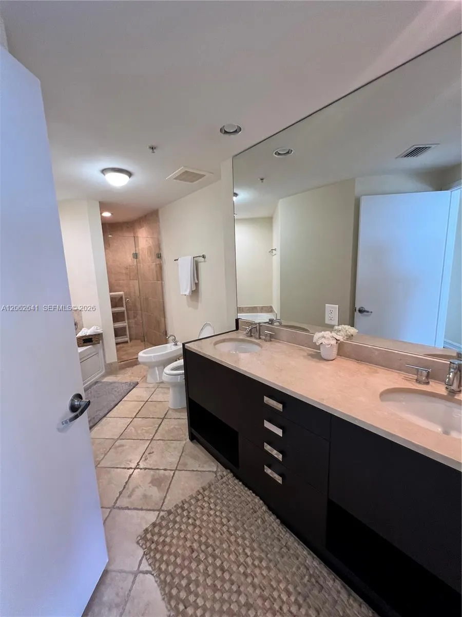 18201 Collins Ave #1801A Sunny Isles Beach, FL 33160
