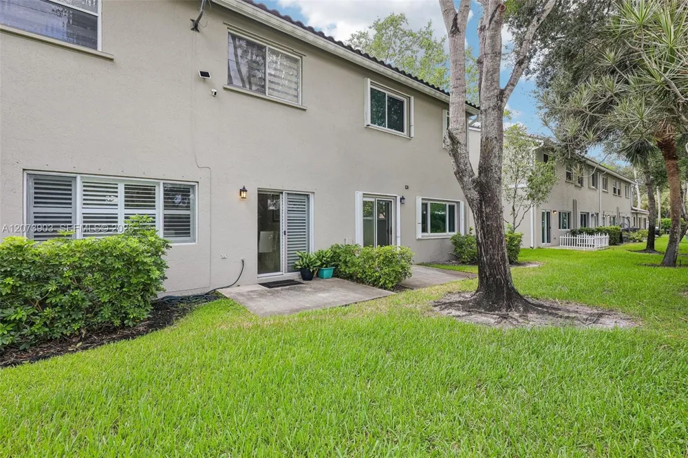 13215 NW 7th Dr Plantation, FL 33325