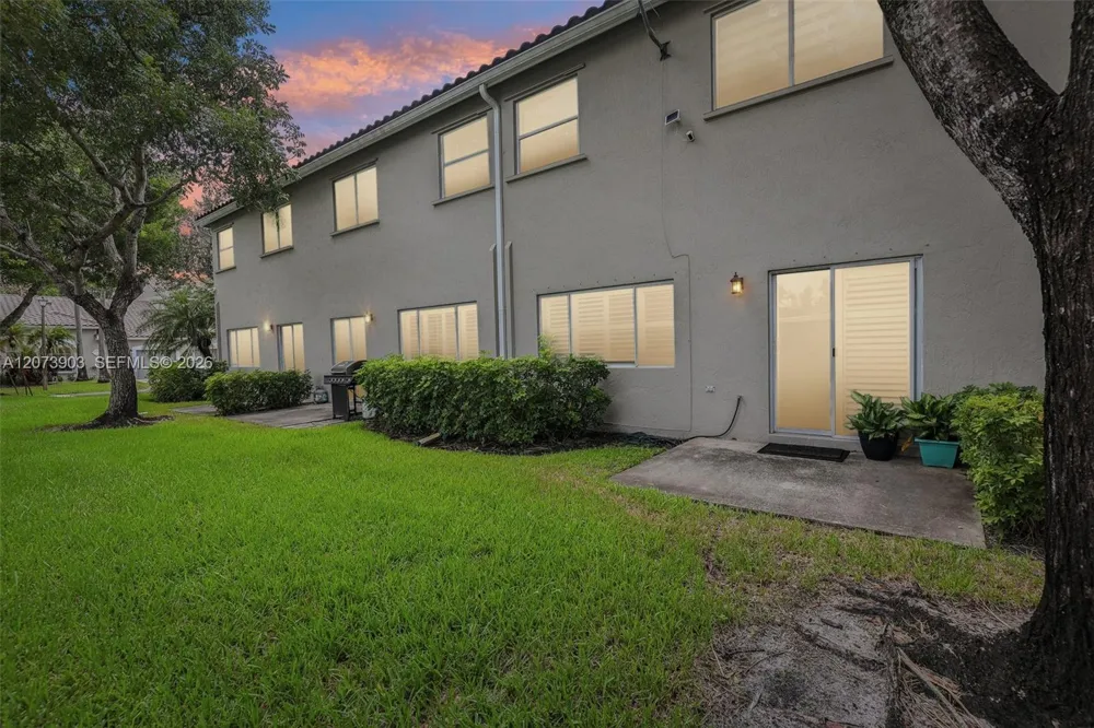 13215 NW 7th Dr Plantation, FL 33325