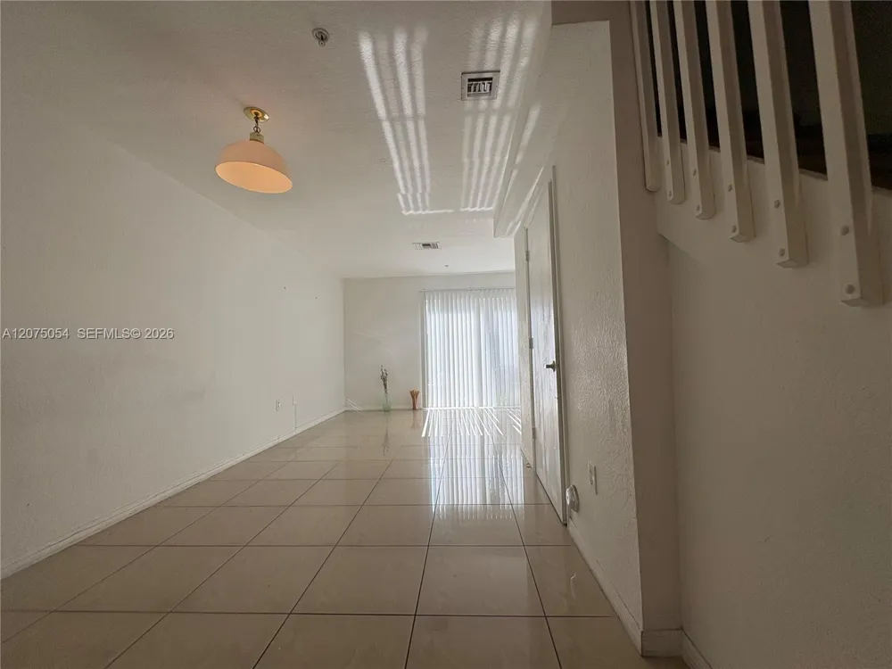 2064 NE 167th St #3-157 North Miami Beach, FL 33162