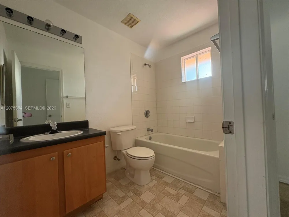 2064 NE 167th St #3-157 North Miami Beach, FL 33162
