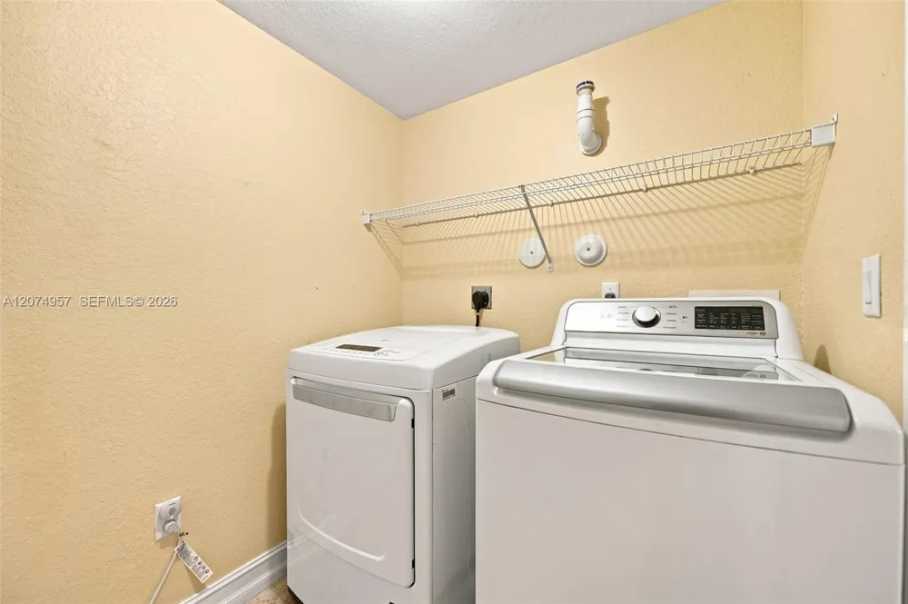 6978 W Sample Rd #6978 Coral Springs, FL 33067