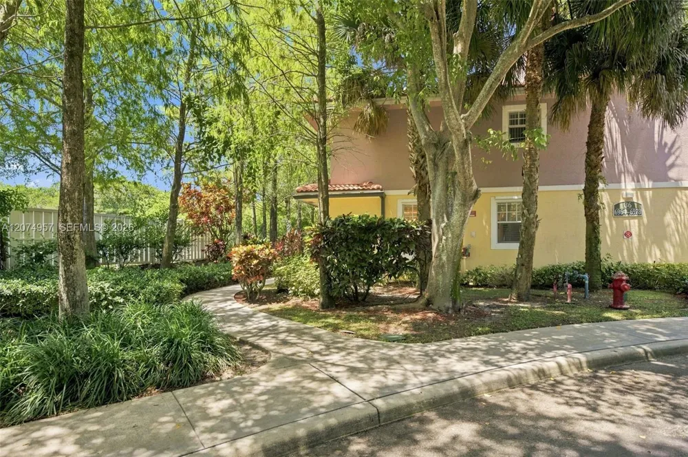 6978 W Sample Rd #6978 Coral Springs, FL 33067