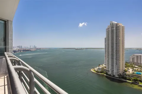 335 S Biscayne Blvd #2805