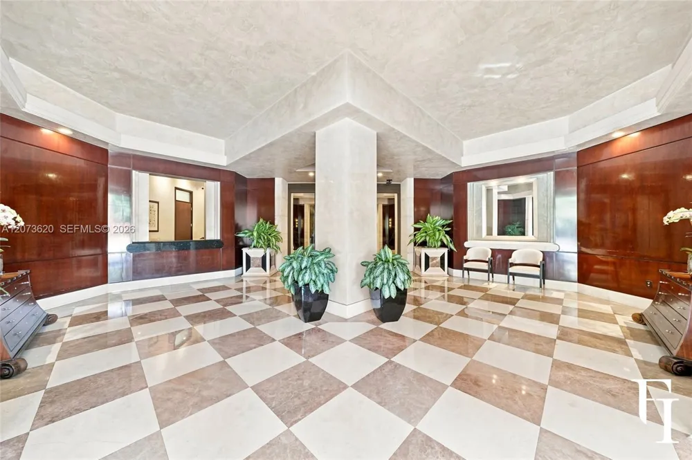 60 Edgewater Dr #East Coral Gables, FL 33133