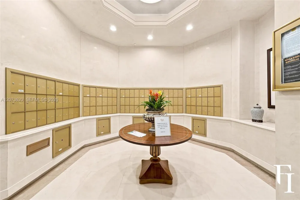60 Edgewater Dr #East Coral Gables, FL 33133
