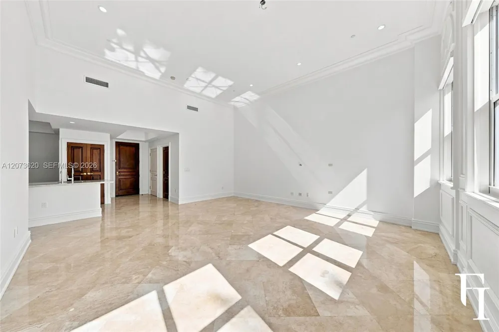 60 Edgewater Dr #East Coral Gables, FL 33133