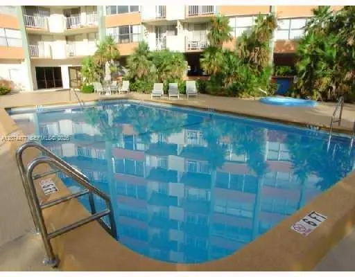 1300 NE Miami Gardens Dr #609E Miami, FL 33179