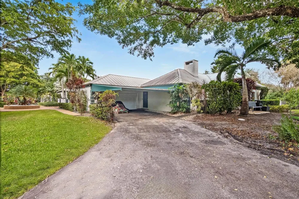 11155 SW 40th St Davie, FL 33328