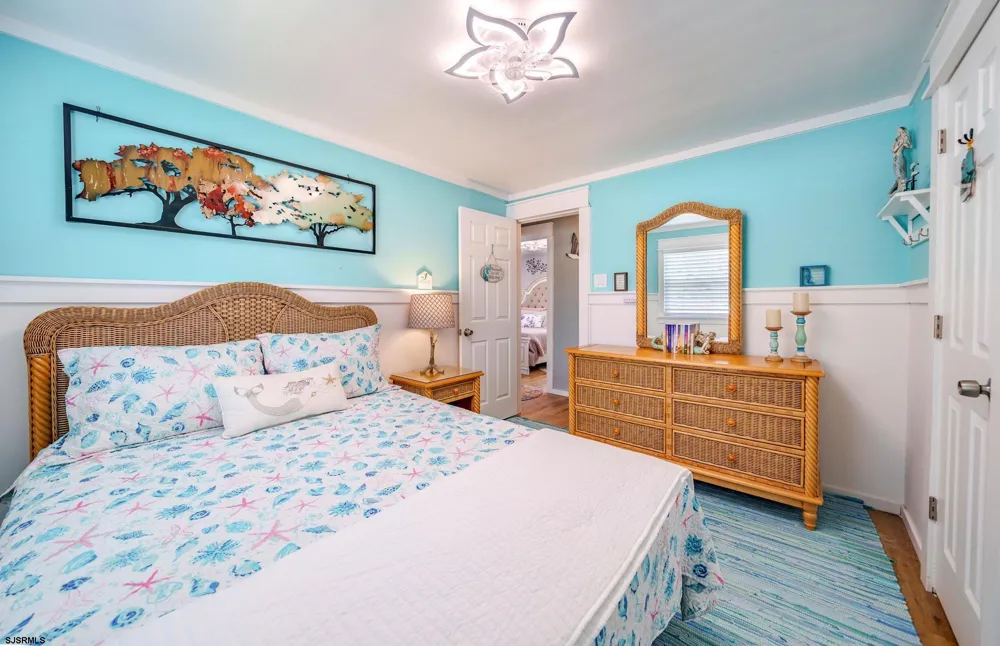 7 Vassar Dr Somers Point, NJ 08244