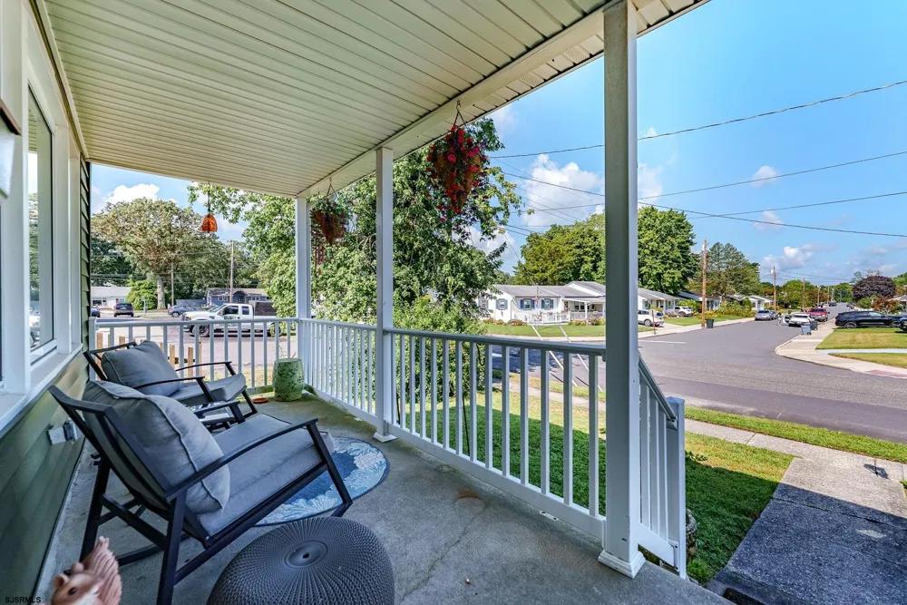 7 Vassar Dr Somers Point, NJ 08244
