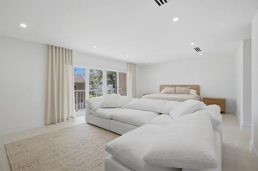 1173 HILLSBORO MILE #2-2 Hillsboro Beach, FL 33062