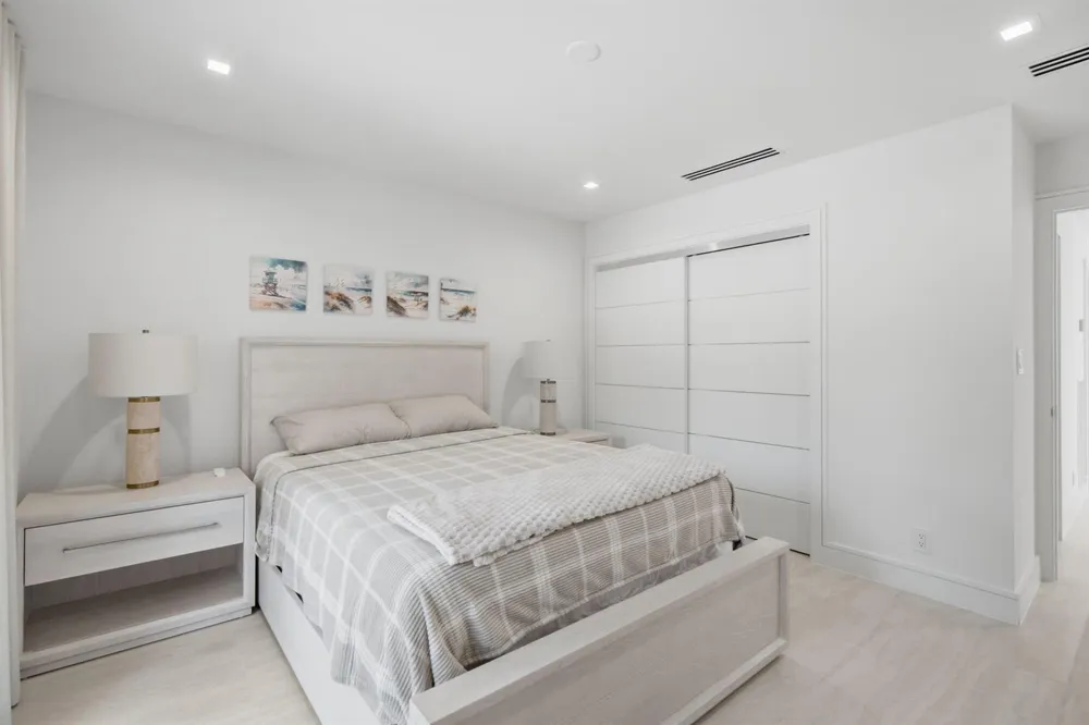 1173 HILLSBORO MILE #2-2 Hillsboro Beach, FL 33062