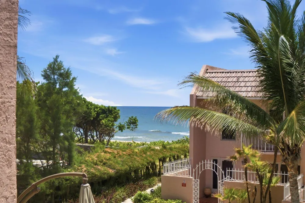 1173 HILLSBORO MILE #2-2 Hillsboro Beach, FL 33062