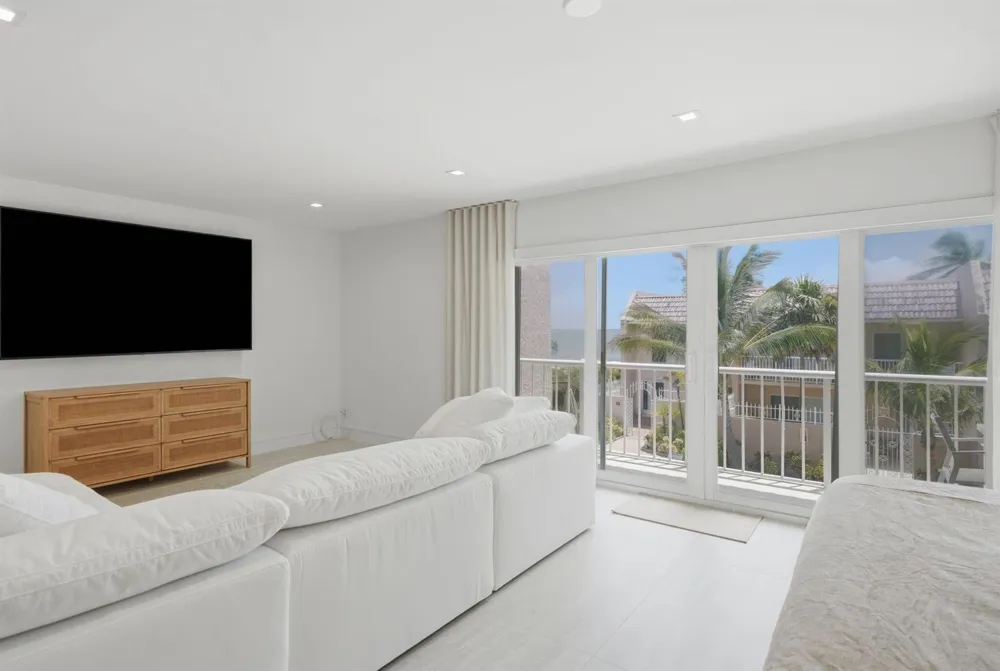 1173 HILLSBORO MILE #2-2 Hillsboro Beach, FL 33062