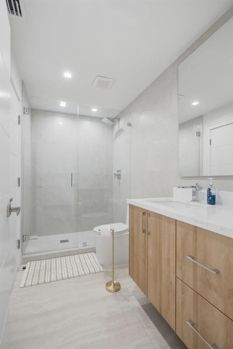 1173 HILLSBORO MILE #2-2 Hillsboro Beach, FL 33062