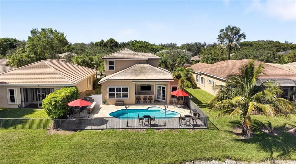 12390 NW 78TH Manor Parkland, FL 33076