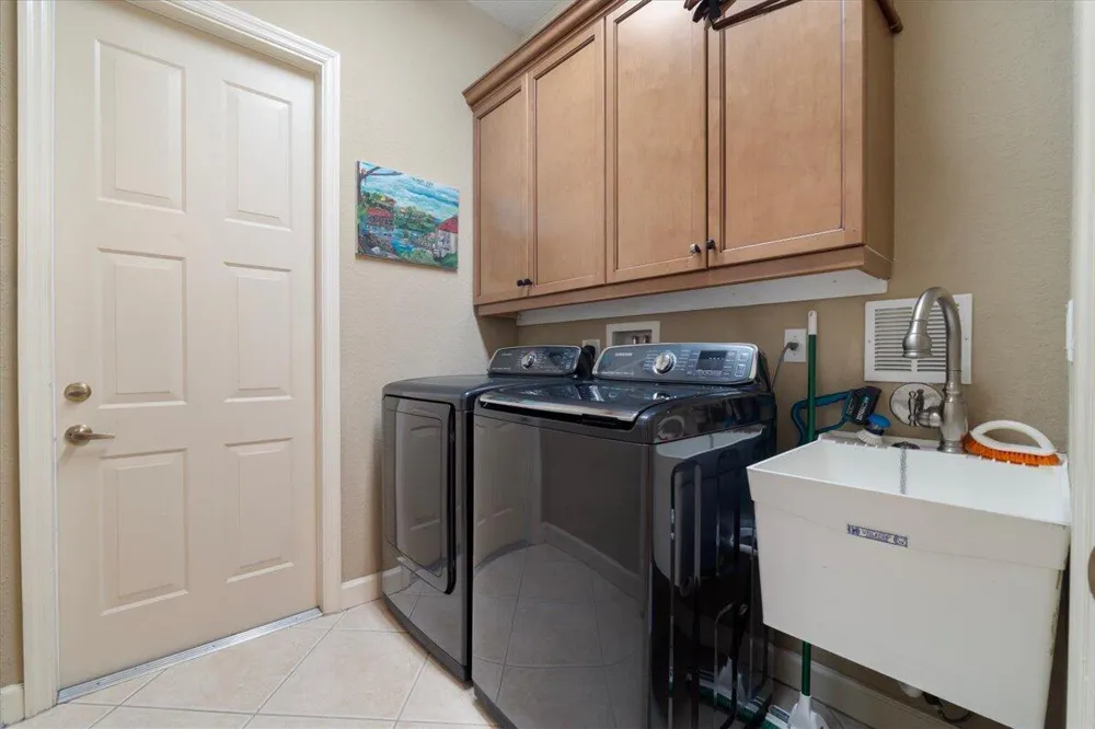 12390 NW 78TH Manor Parkland, FL 33076
