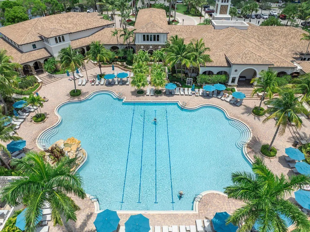 12390 NW 78TH Manor Parkland, FL 33076