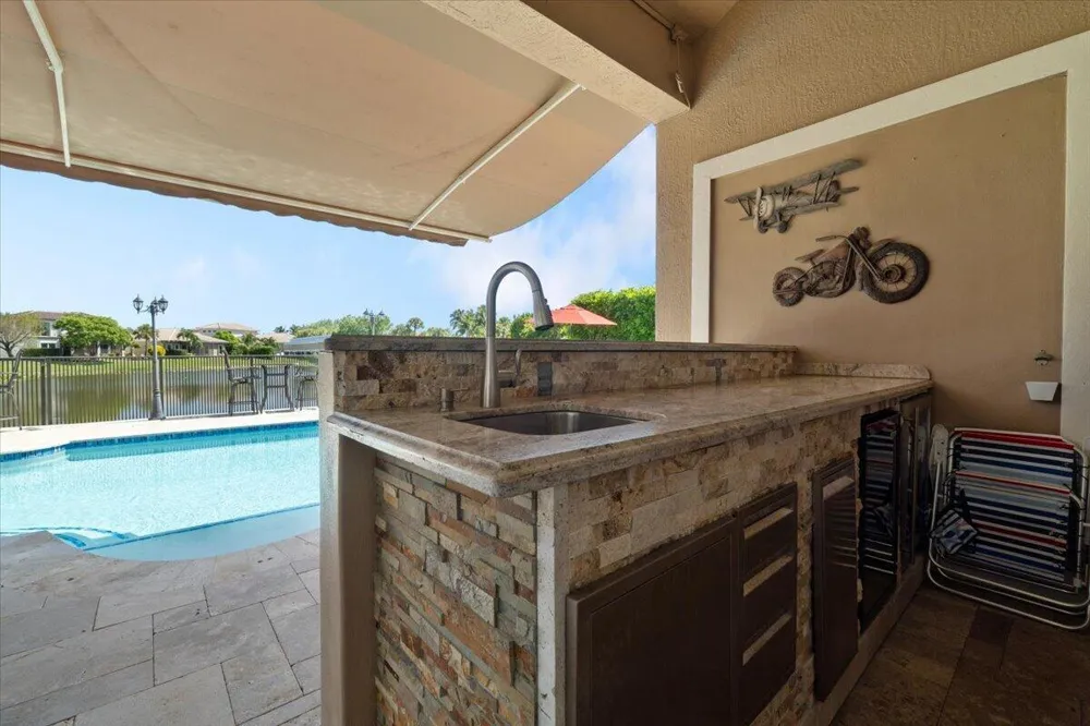 12390 NW 78TH Manor Parkland, FL 33076