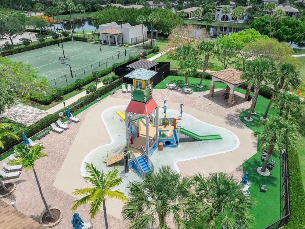 12390 NW 78TH Manor Parkland, FL 33076