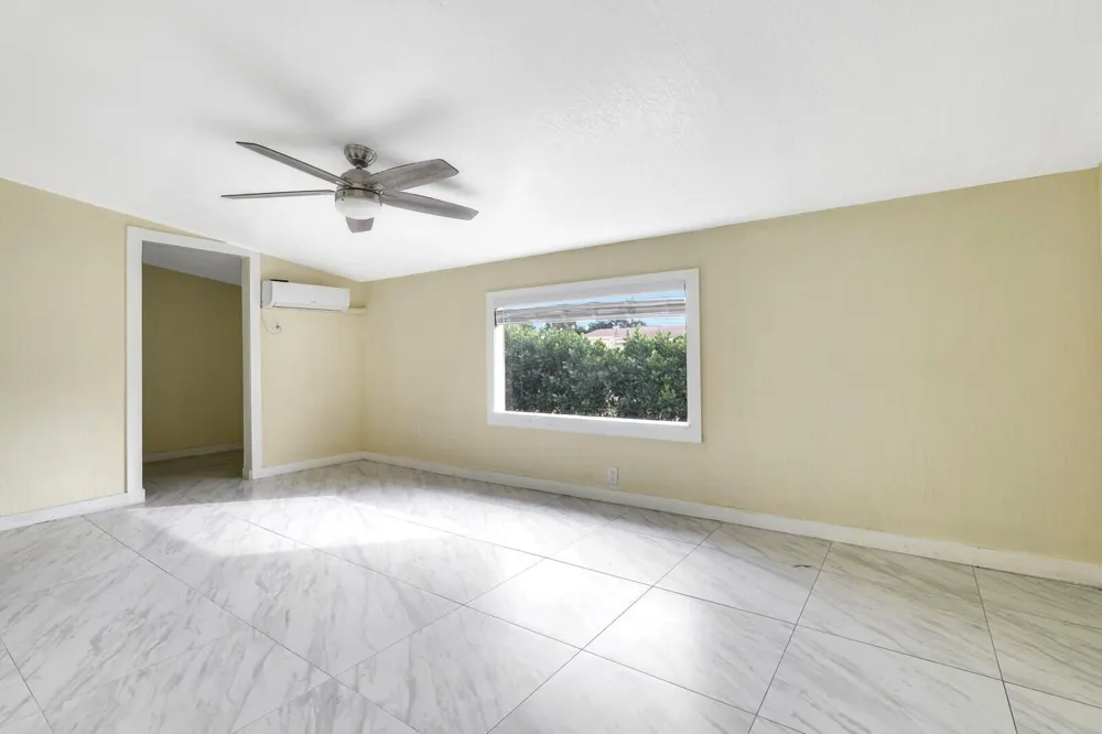 4389 BELLEWOOD STREET Palm Beach Gardens, FL 33410