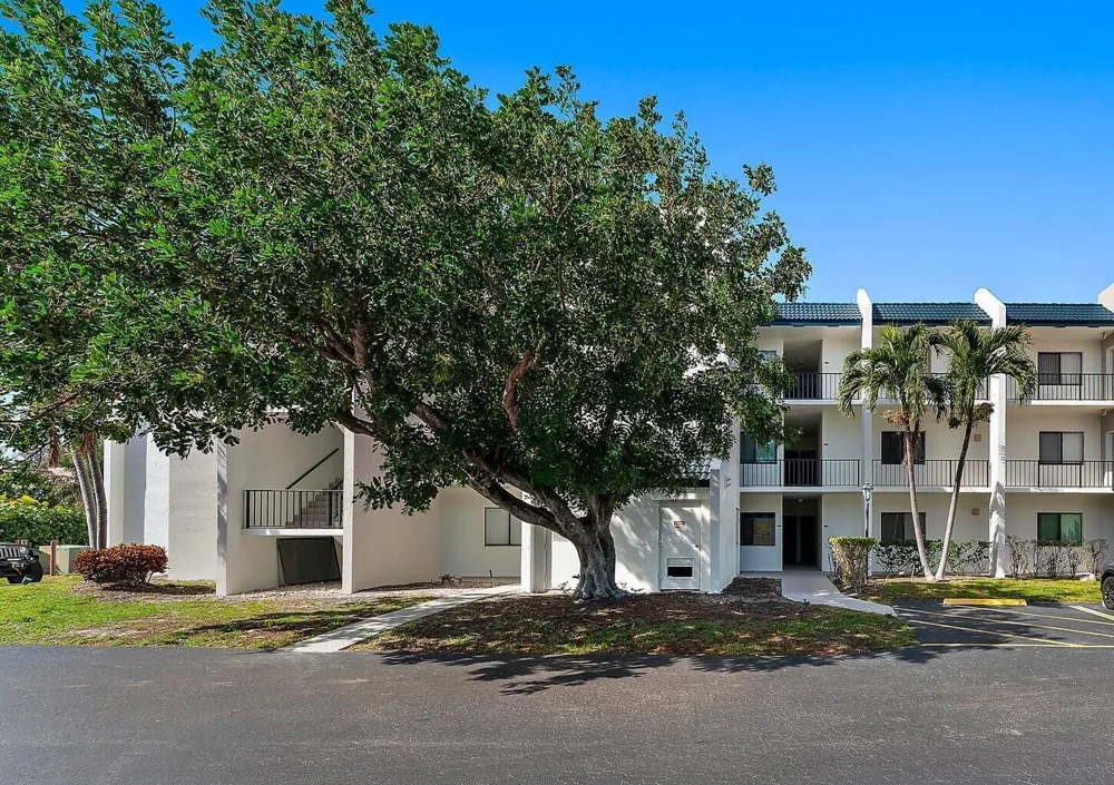 1605 S Us Highway 1 #V6-104 Jupiter, FL 33477