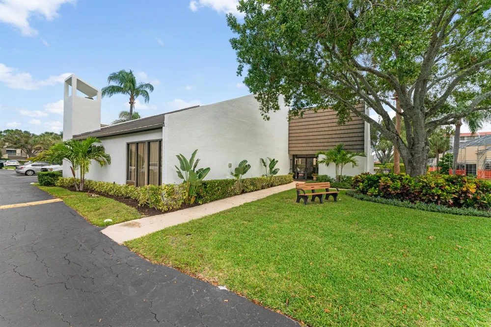 1605 S Us Highway 1 #V6-104 Jupiter, FL 33477