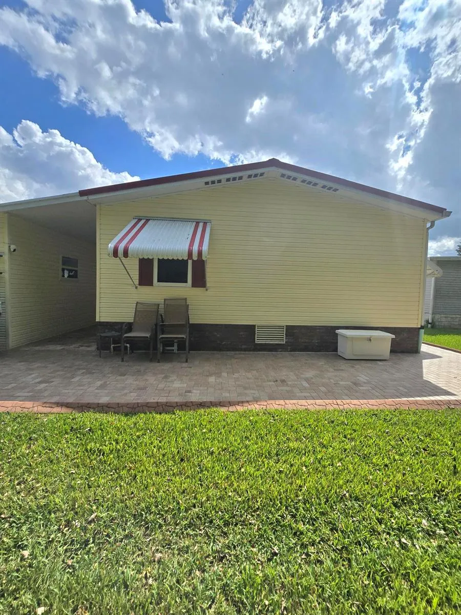 1613 SW 35TH CIRCLE Okeechobee, FL 34974