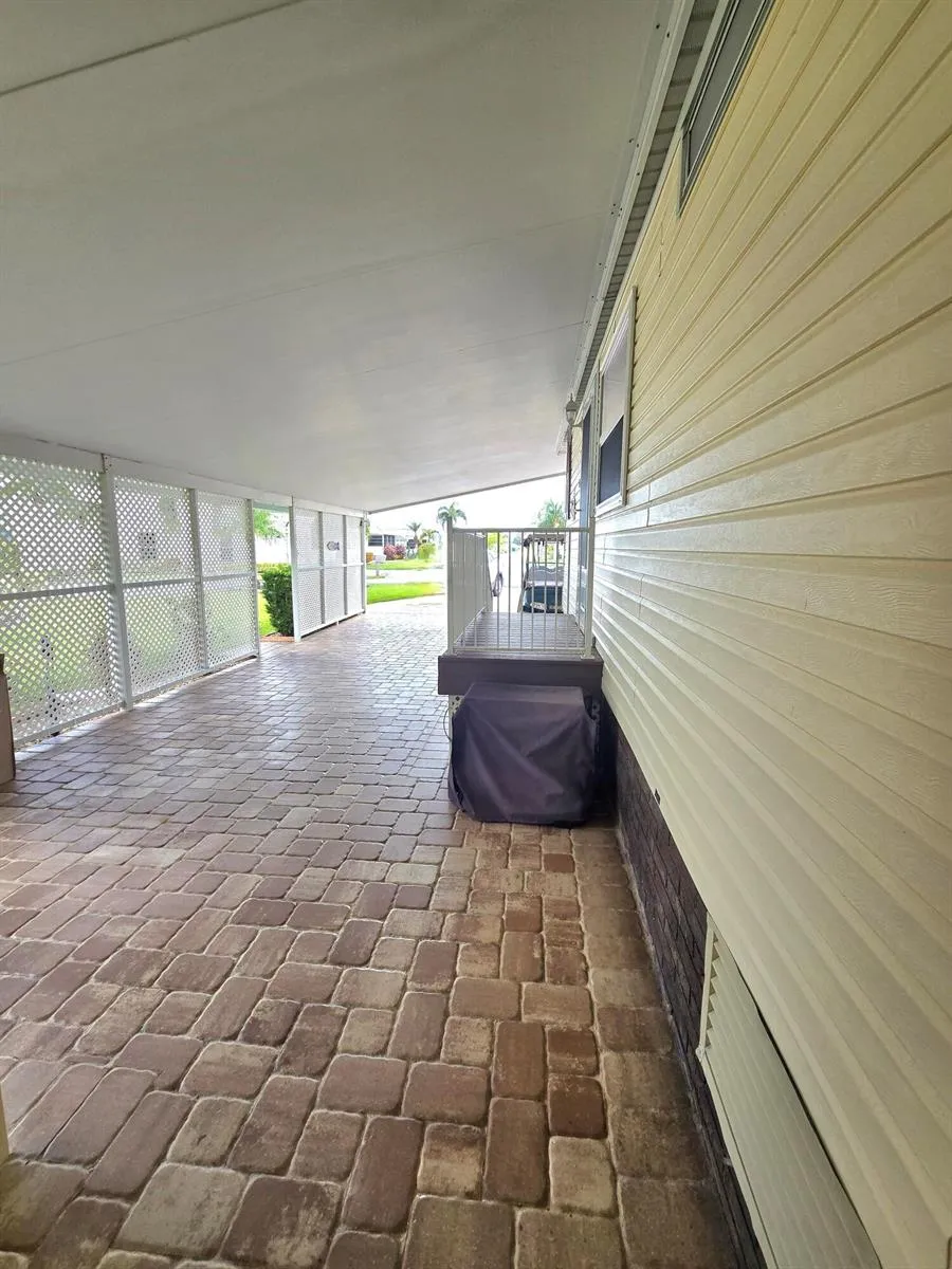 1613 SW 35TH CIRCLE Okeechobee, FL 34974