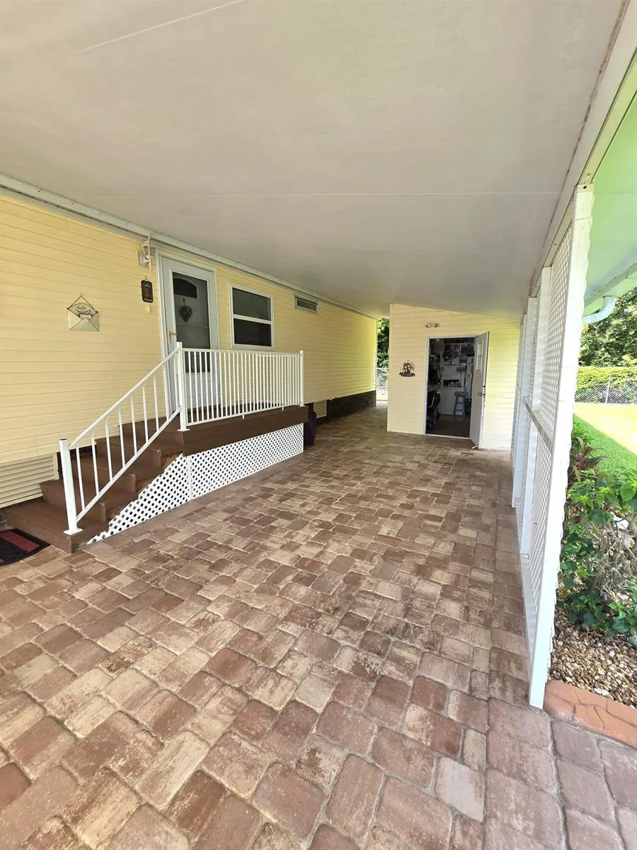 1613 SW 35TH CIRCLE Okeechobee, FL 34974