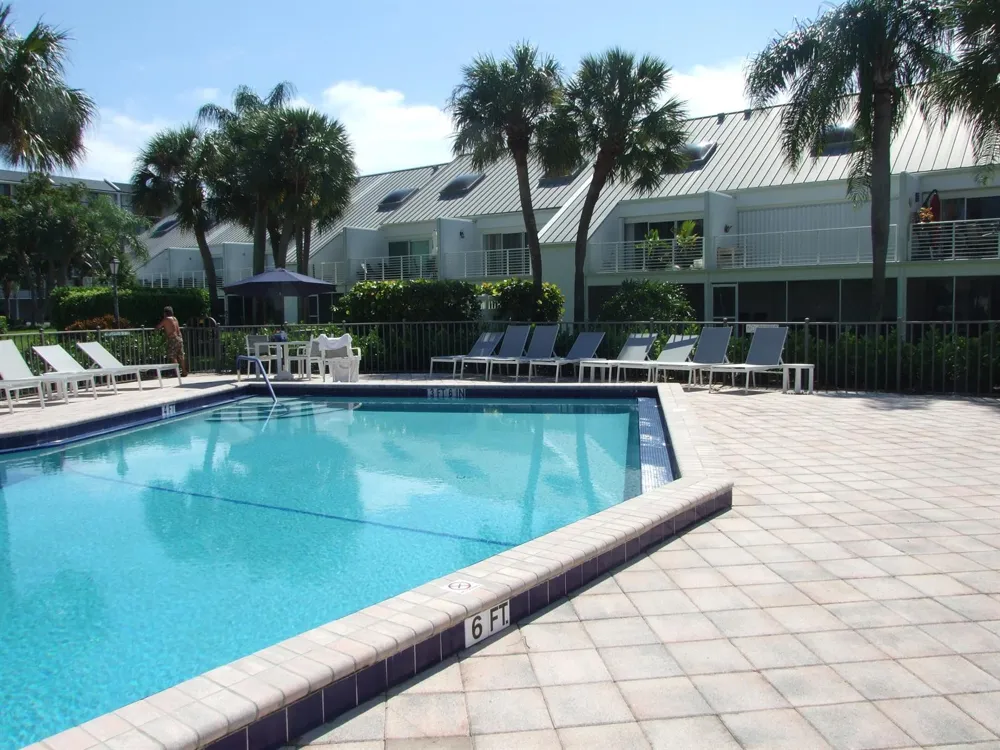 1605 US-1 #V4 203 Jupiter, FL 33477