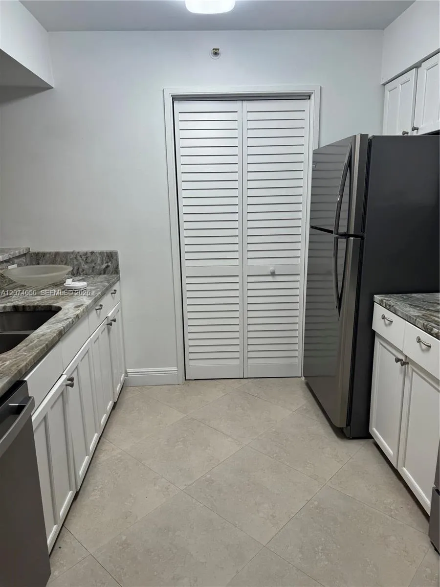 800 Scotia Dr #103 Hypoluxo, FL 33462