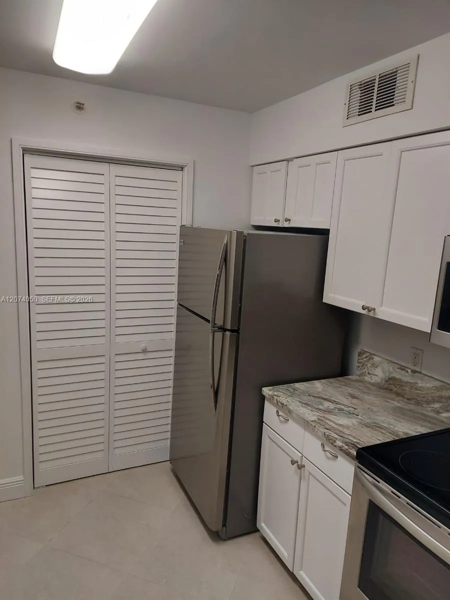 800 Scotia Dr #103 Hypoluxo, FL 33462