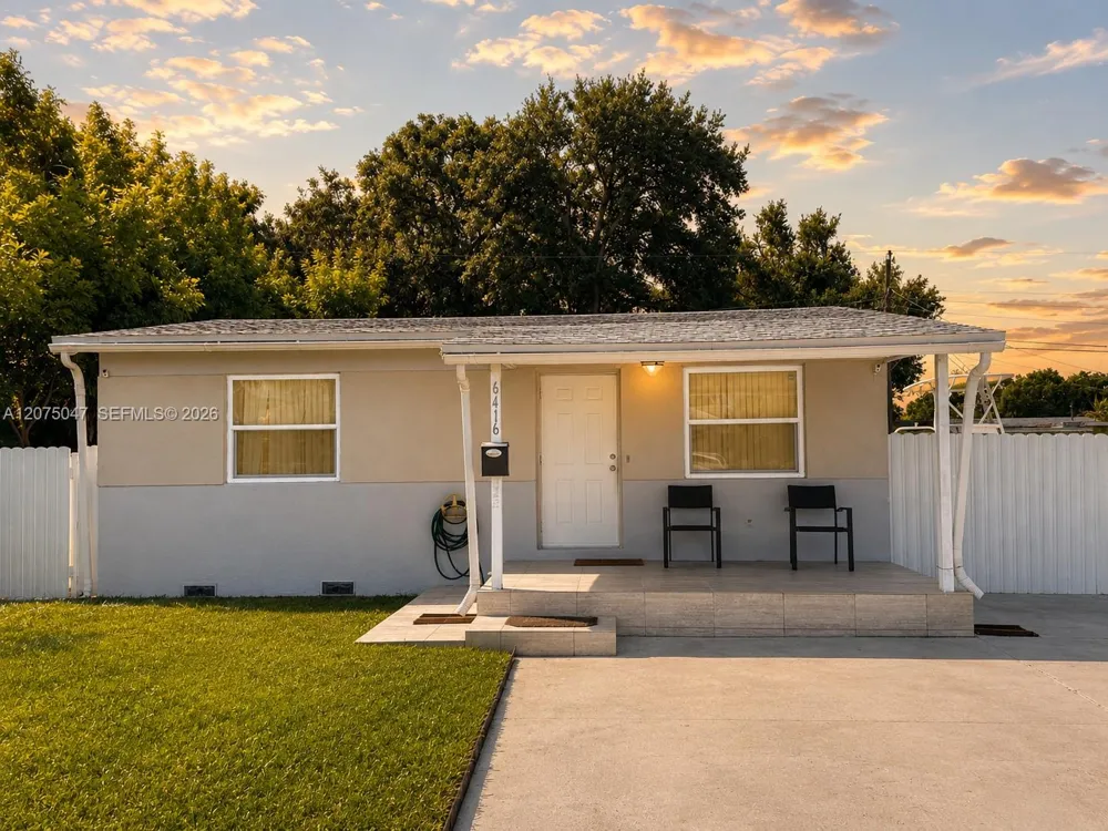 6416 Franklin St Hollywood, FL 33024