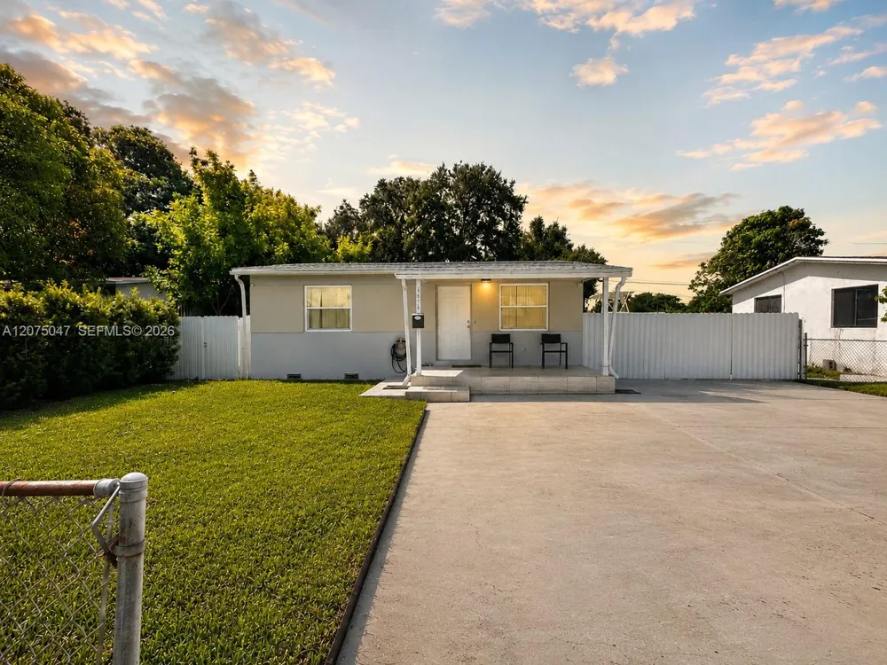 6416 Franklin St Hollywood, FL 33024