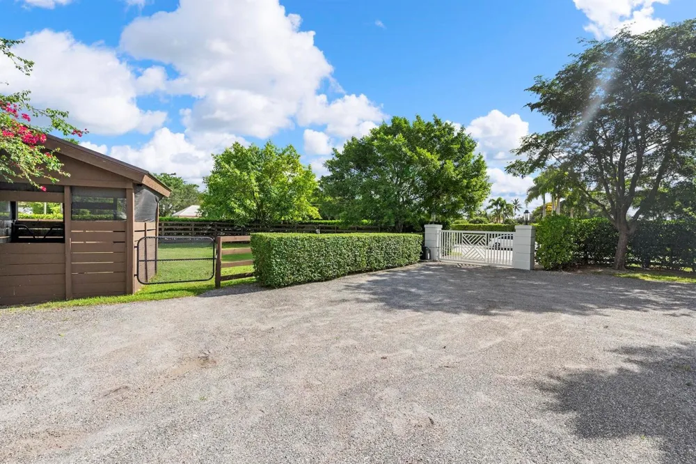14492 Equestrian Way Wellington, FL 33414